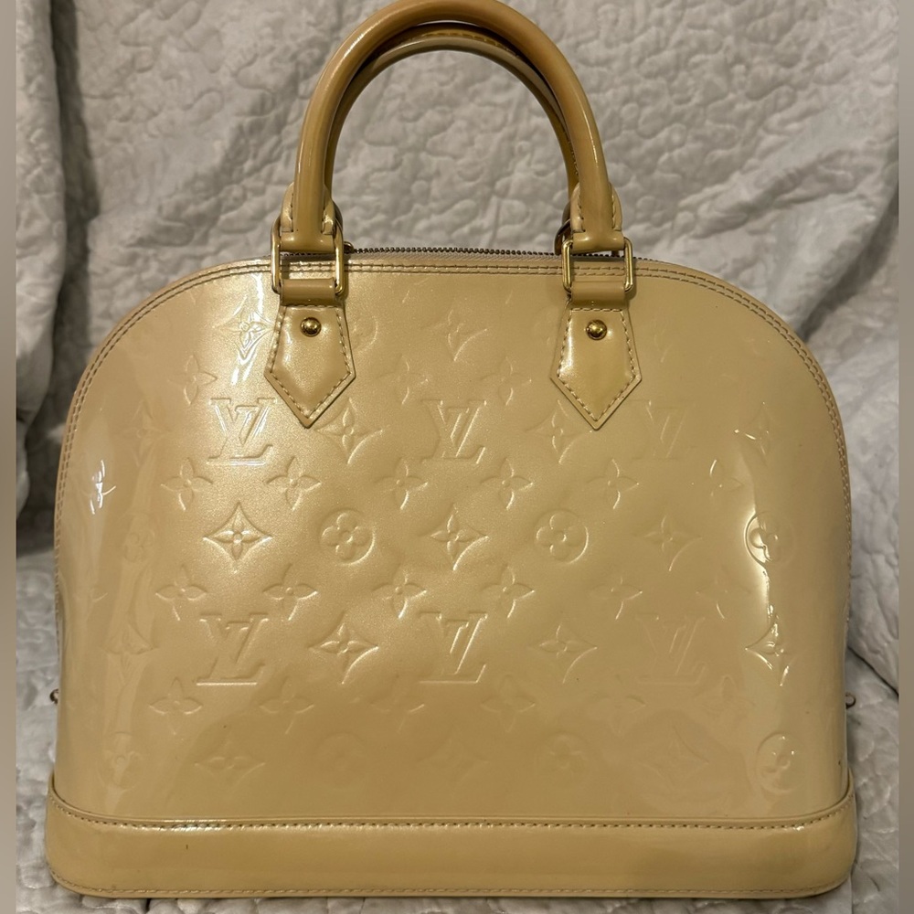 Louis Vuitton Alma Vernis PM